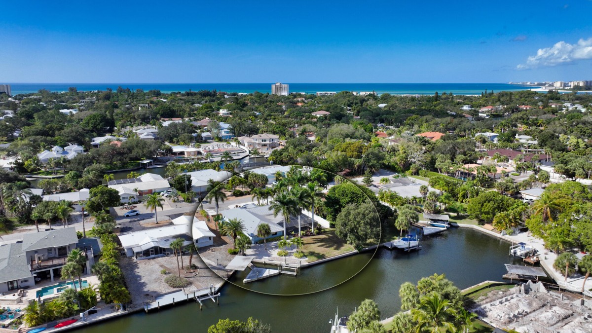 Bali Hai House 5041 Siesta Key, FL The Cottages on the Key