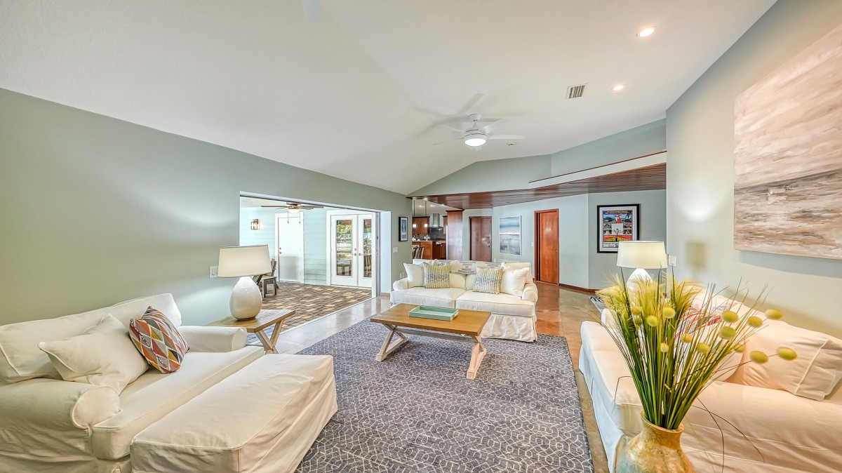 Bali Hai House 5041 Siesta Key, FL The Cottages on the Key