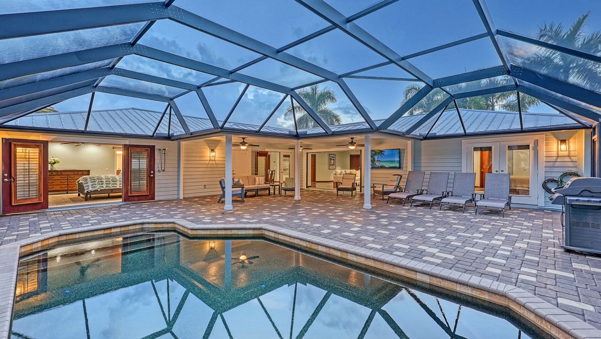 Bali Hai House 5041 Siesta Key, FL The Cottages on the Key